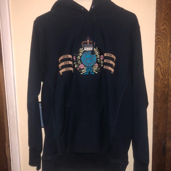 Supreme Hoodie - Picture 2 of 4